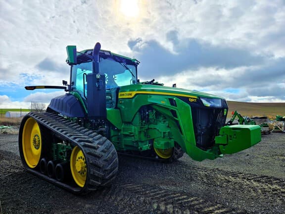 Image of John Deere 8RT 410 equipment image 3