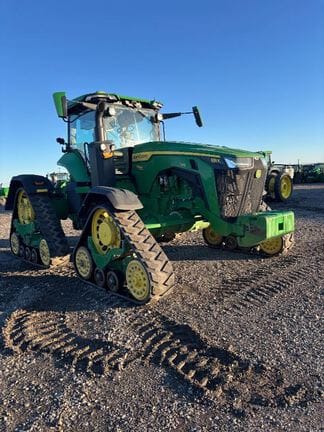 2025 John Deere 8RX 370 Equipment Image0