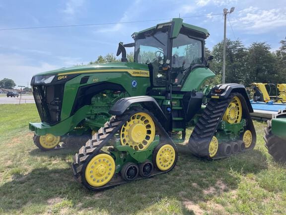 2025 John Deere 8RX 370 Equipment Image0
