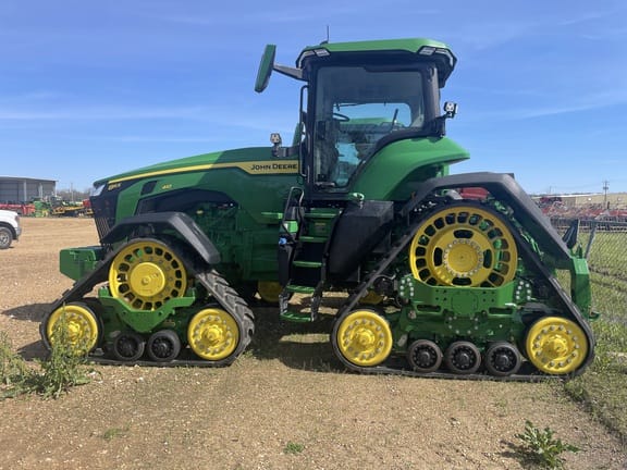 2025 John Deere 8RX 410 Equipment Image0
