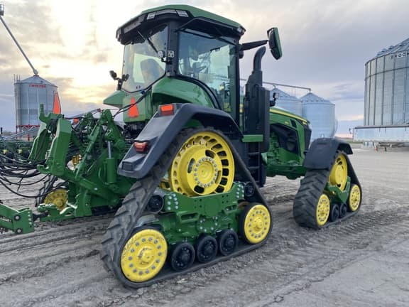 Image of John Deere 8RX 410 equipment image 2