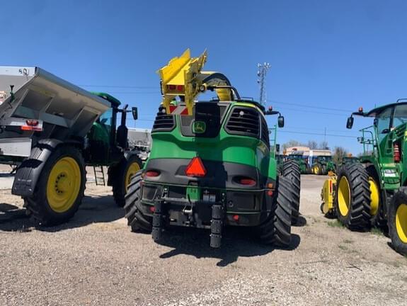Image of John Deere 9700 equipment image 3