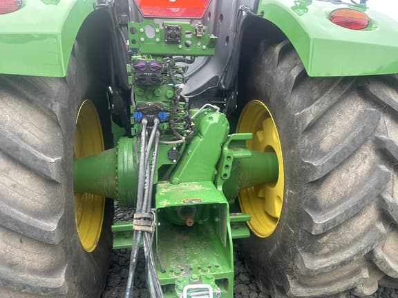 Image of John Deere 9R 440 equipment image 2