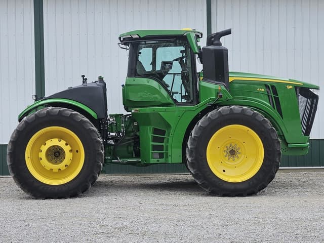 Image of John Deere 9R 440 equipment image 4