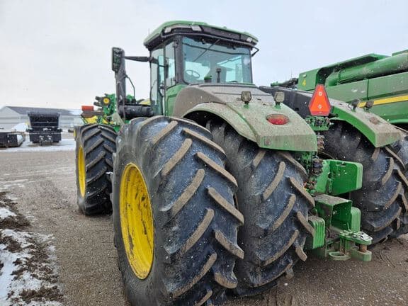 Image of John Deere 9R 490 equipment image 1