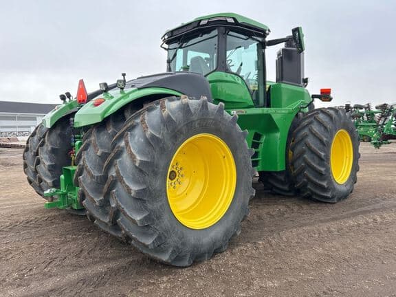 Image of John Deere 9R 490 equipment image 4