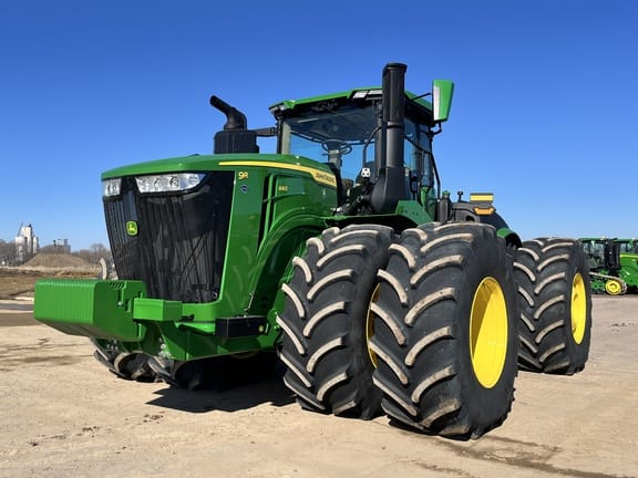 2025 John Deere 9R 640 Equipment Image0