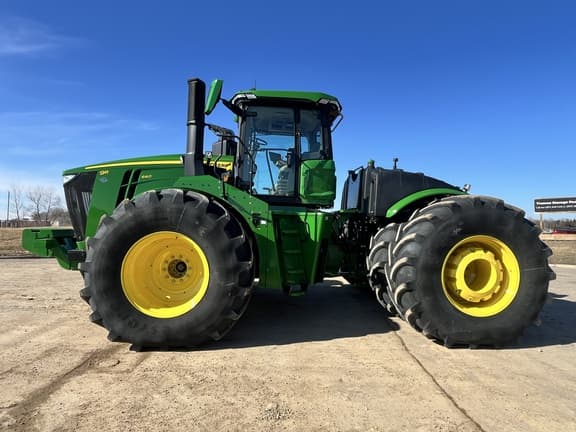 Image of John Deere 9R 640 equipment image 2