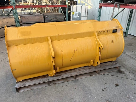 2025 John Deere BYT11582 Equipment Image0