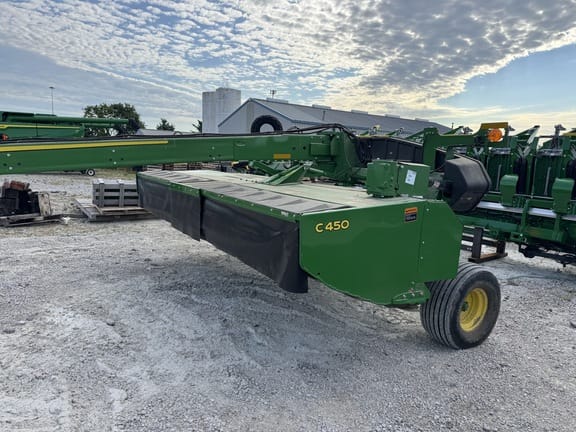 2025 John Deere C450 Equipment Image0