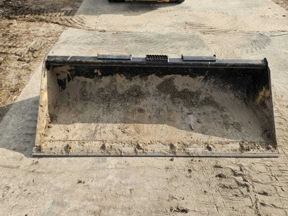 2025 John Deere C84 Equipment Image0