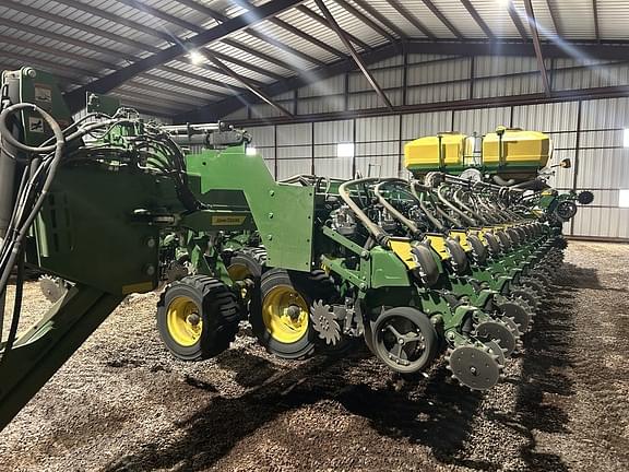 Image of John Deere DB80 equipment image 2