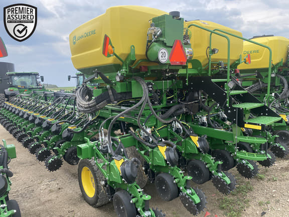 Image of John Deere DB80 equipment image 2