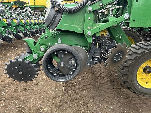 Image of John Deere DB80 equipment image 3