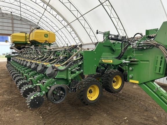 2025 John Deere DB80 Equipment Image0