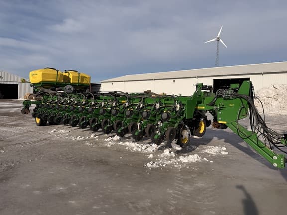 Image of John Deere DB80 equipment image 1