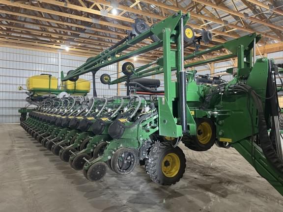 Image of John Deere DB90 Primary image