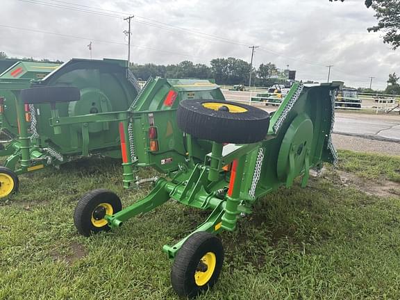 Image of John Deere FC12E equipment image 4