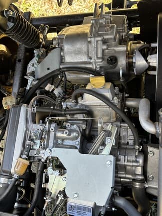 Image of John Deere HPX615E equipment image 4