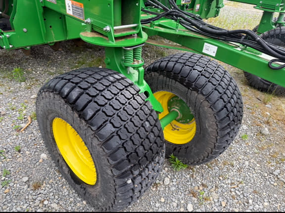 Image of John Deere N530C equipment image 2