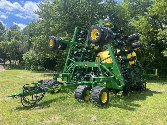 Image of John Deere N540C equipment image 1