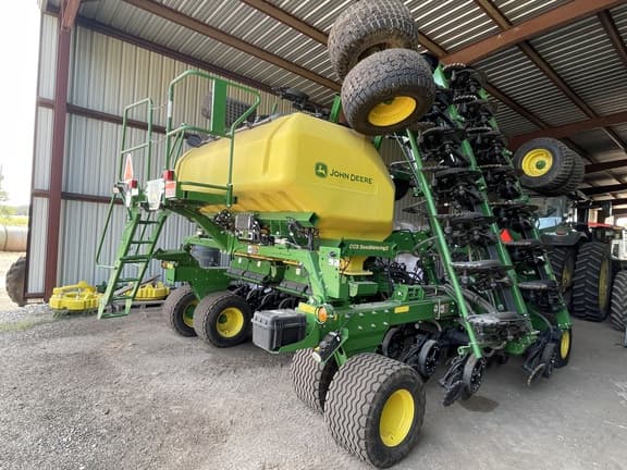 Image of John Deere N540C equipment image 4