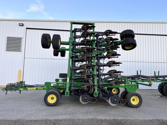 Image of John Deere N542C equipment image 1