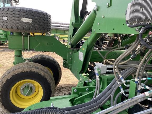 Image of John Deere N560 equipment image 3