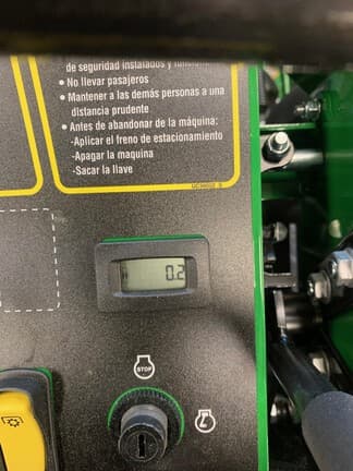 Image of John Deere Q810E equipment image 4