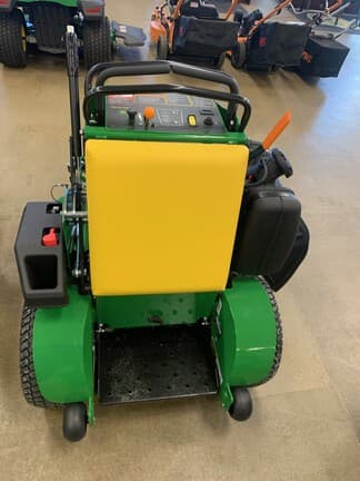 Image of John Deere Q810E equipment image 3