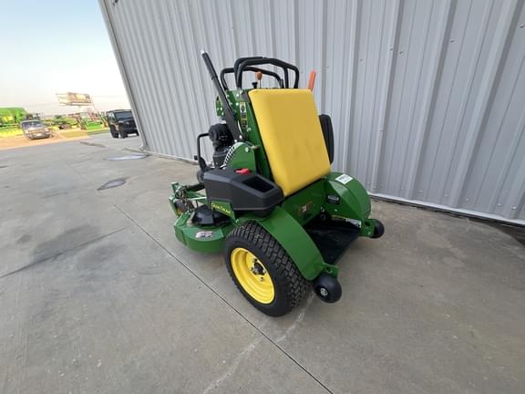 Image of John Deere Q810E equipment image 2