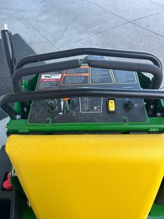 Image of John Deere Q810E equipment image 4