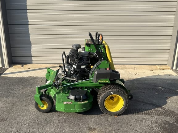2025 John Deere Q820E Equipment Image0