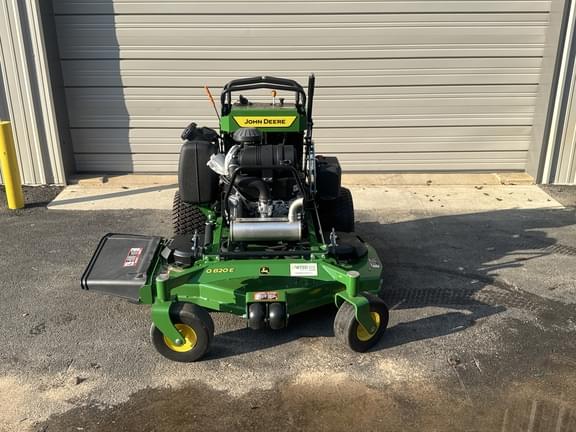 Image of John Deere Q820E equipment image 2