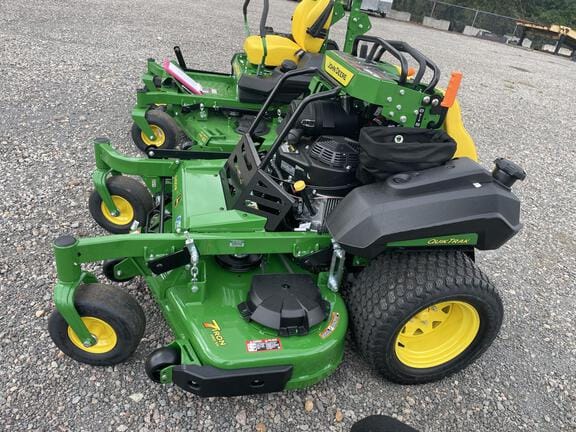 2025 John Deere Q820M Equipment Image0