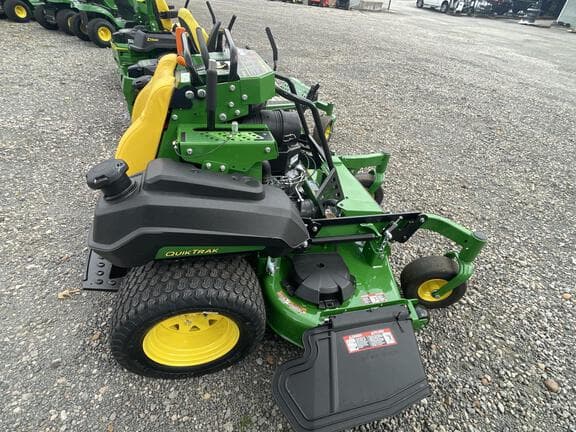Image of John Deere Q820M equipment image 1