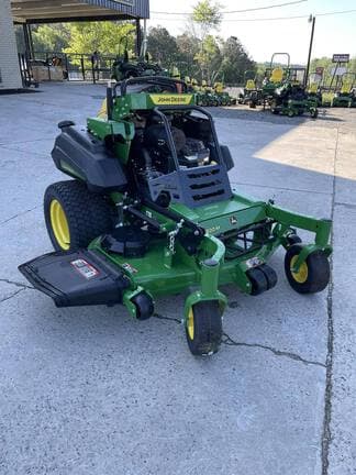 Image of John Deere Q820M equipment image 2