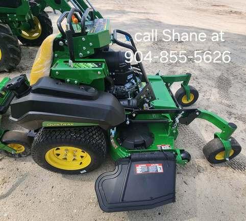 Image of John Deere Q820M equipment image 4