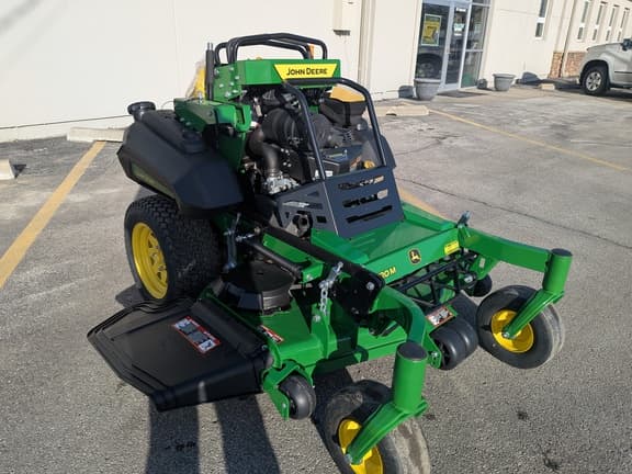 Image of John Deere Q820M equipment image 3