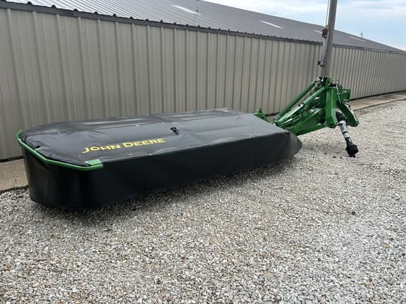 Image of John Deere R310 equipment image 3
