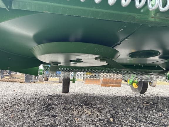 Image of John Deere RC10M equipment image 3