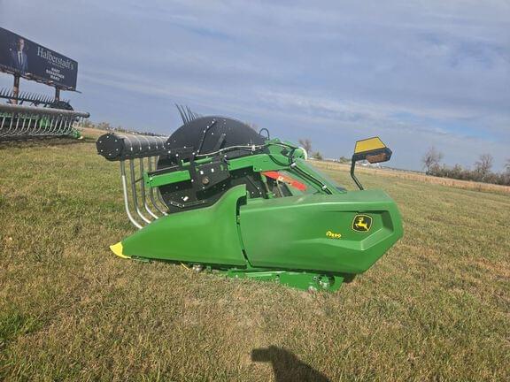 Image of John Deere RD40F equipment image 1
