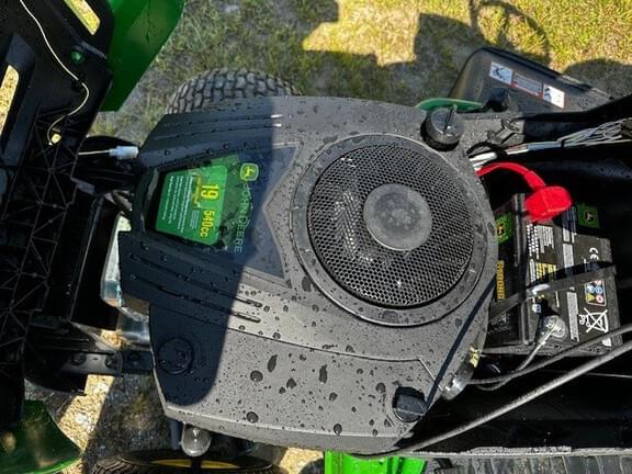 Image of John Deere S110 equipment image 4