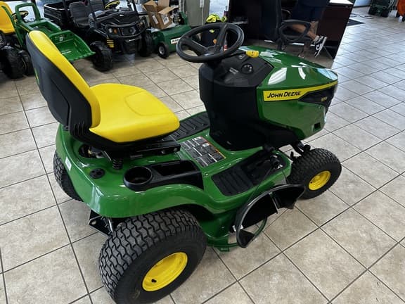 Image of John Deere S110 equipment image 4