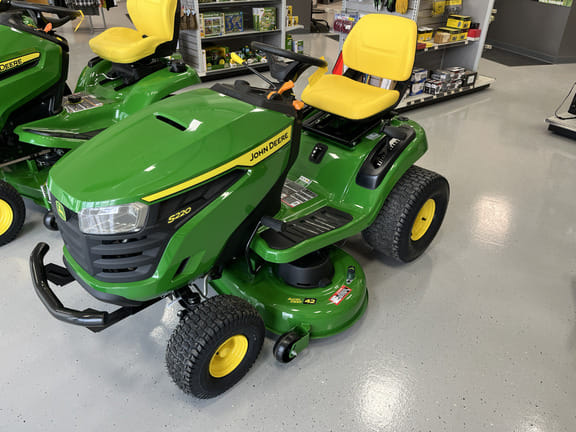 2025 John Deere S220 Equipment Image0