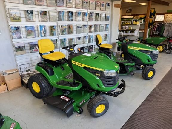 2025 John Deere S220 Equipment Image0