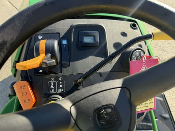 Image of John Deere S220 equipment image 4