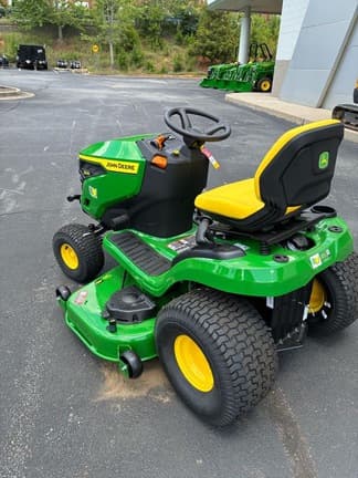 Image of John Deere S220 equipment image 4