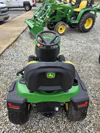 Image of John Deere S240 equipment image 3