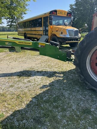 Image of John Deere S300 equipment image 4
